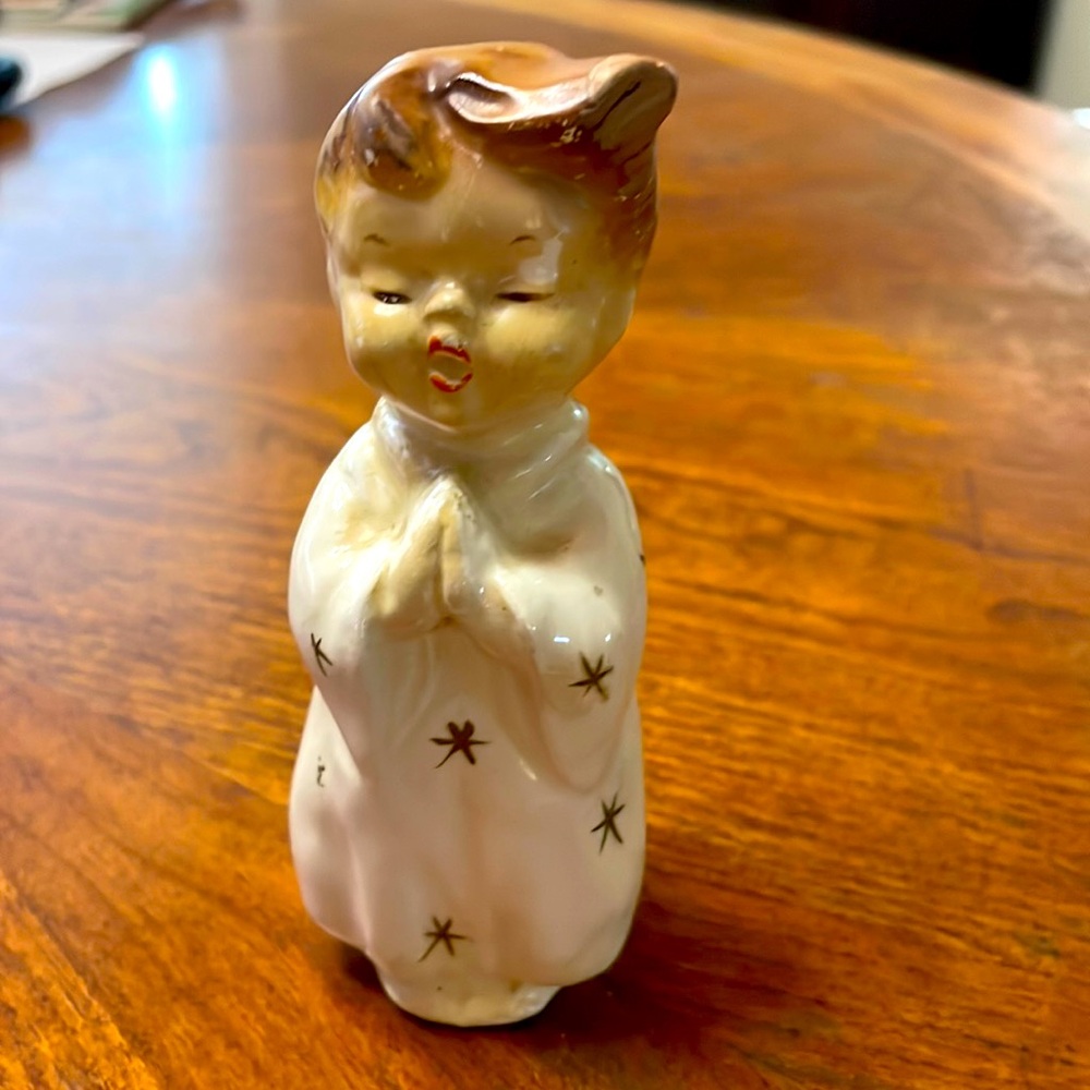 Vintage Kreiss ceramic praying choir boy salt shaker 1955.